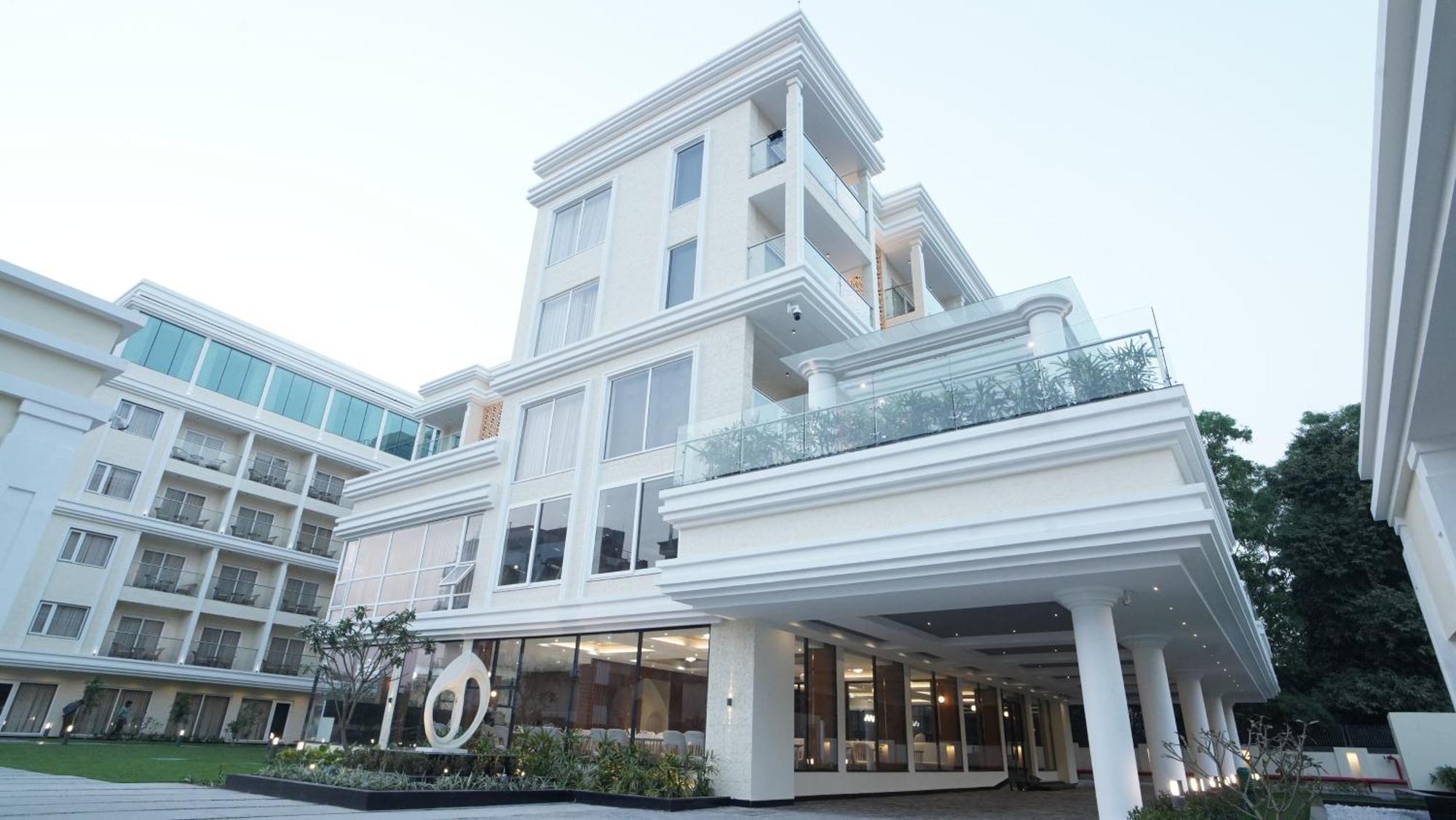 Antique Regency !! Luxurious Hotel In Digha !! Ngoại thất bức ảnh