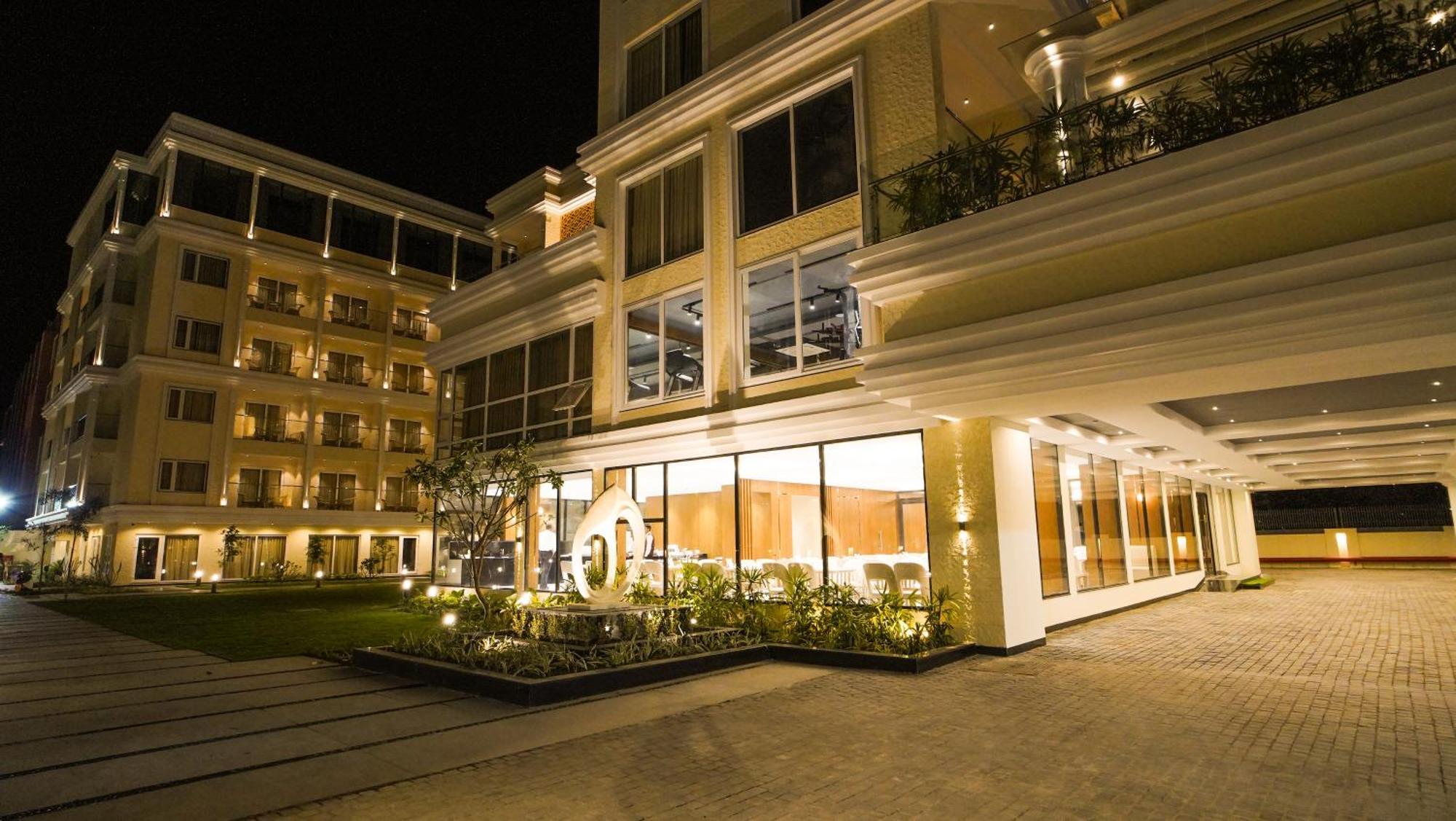 Antique Regency !! Luxurious Hotel In Digha !! Ngoại thất bức ảnh