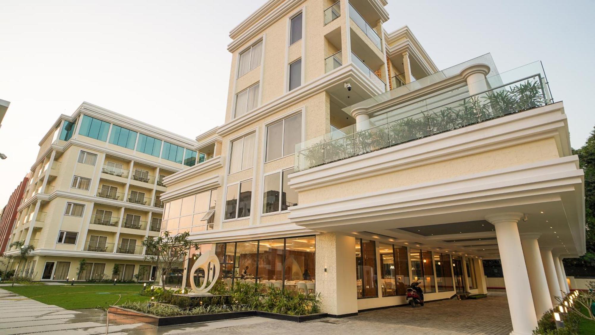 Antique Regency !! Luxurious Hotel In Digha !! Ngoại thất bức ảnh