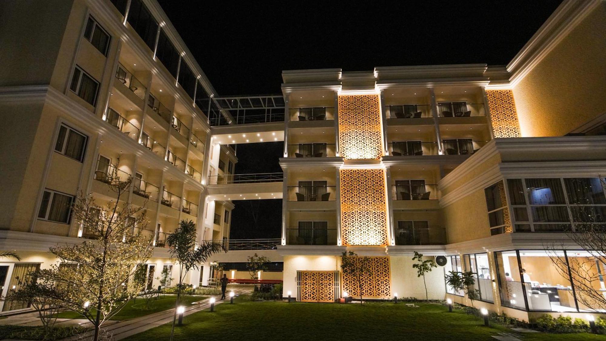 Antique Regency !! Luxurious Hotel In Digha !! Ngoại thất bức ảnh
